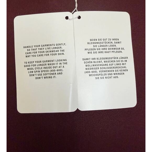 Wolford The Workout Sleeveless Top XS Port Royale Burgundy NWT - Picture 13 of 14